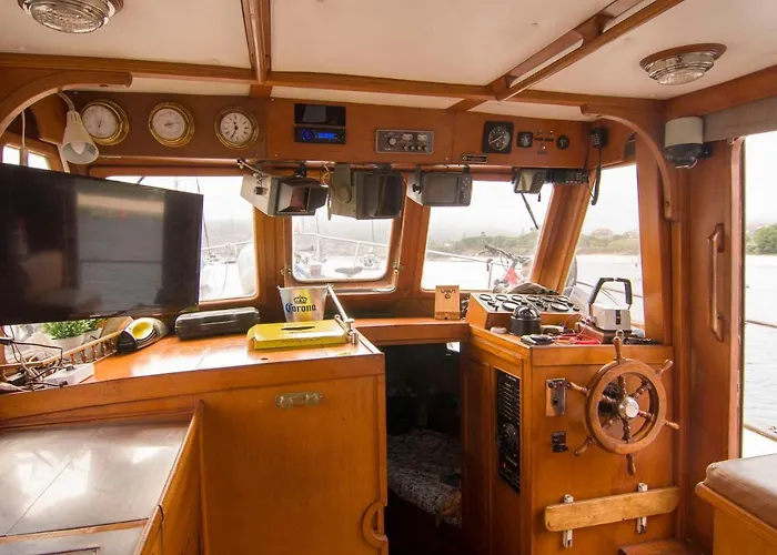 Barco 12 Mts Centro Cangas